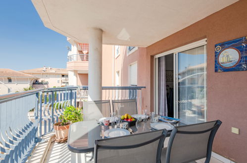 Photo 18 - Appartement de 2 chambres à Fréjus avec terrasse et vues à la mer