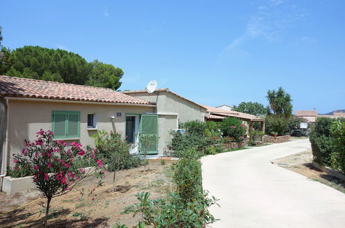 Foto 3 - Apartamento de 2 quartos em Galéria com piscina e jardim