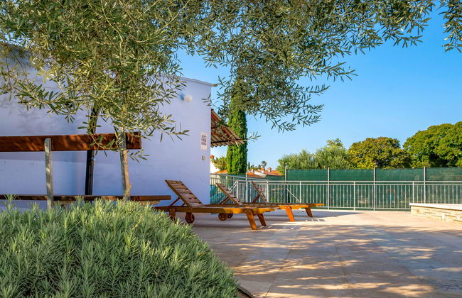 Casa de 7 quartos em Bale com piscina privada e jardim - Foto 17
