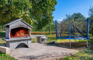 Foto 2 - Casa con 4 camere da letto a Bale con piscina privata e giardino