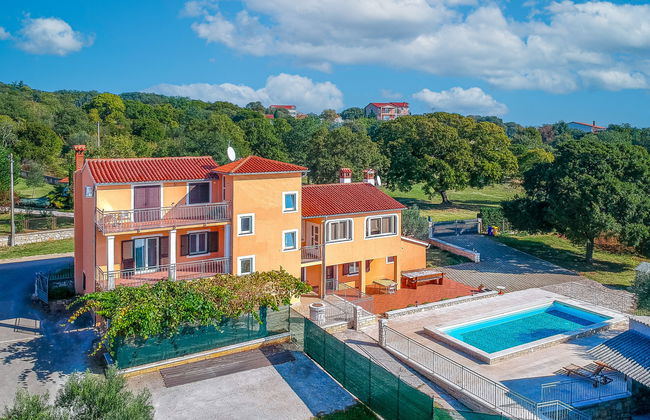 Casa de 7 quartos em Bale com piscina privada e jardim - Foto 3