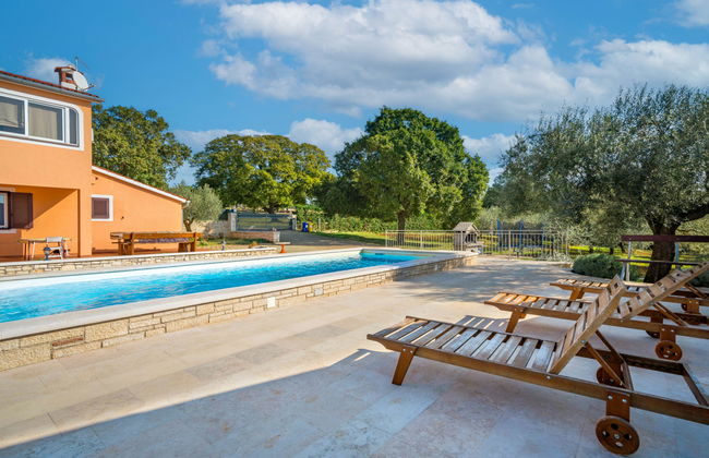 Casa de 7 quartos em Bale com piscina privada e jardim - Foto 6