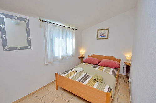 Foto 29 - Casa con 4 camere da letto a Marina con piscina privata e vista mare