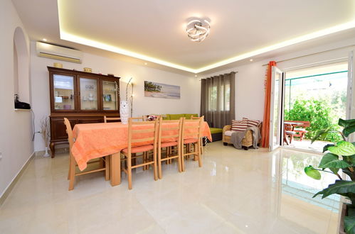 Photo 4 - 4 bedroom House in Marina with private pool and sea view