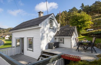 Photo 1 - Maison de 3 chambres à Tysnes avec jardin et terrasse