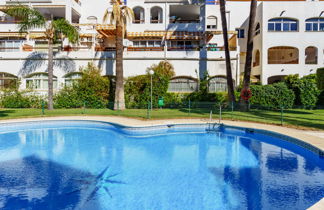 Foto 1 - Apartamento de 2 habitaciones en Benalmádena con piscina y vistas al mar