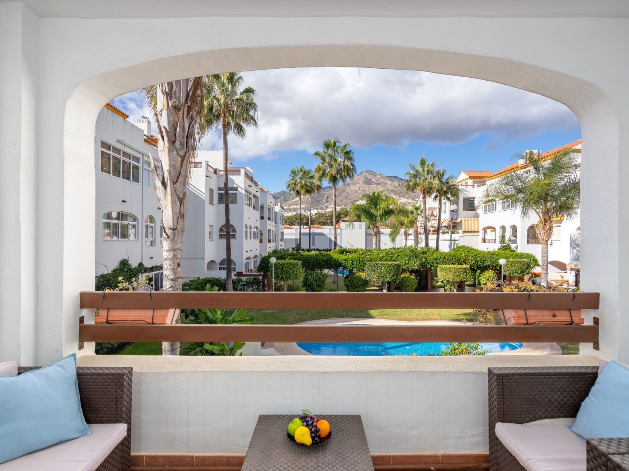 Foto 25 - Appartamento con 2 camere da letto a Benalmádena con piscina e vista mare
