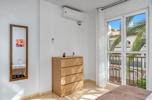 Foto 47 - Appartamento con 2 camere da letto a Benalmádena con piscina e vista mare