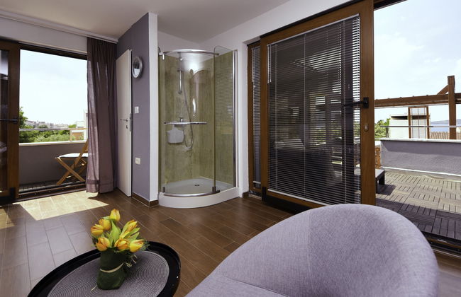 Casa de 6 quartos em Bibinje com piscina privada e jardim - Foto 25