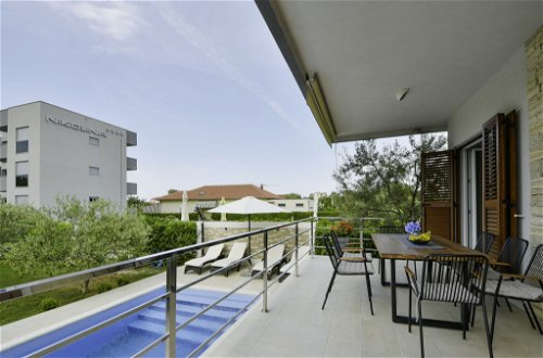 Foto 40 - Casa de 4 quartos em Bibinje com piscina privada e vistas do mar