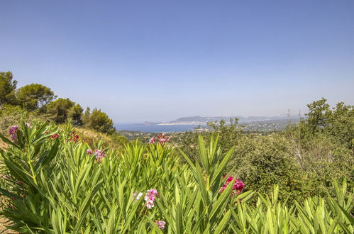 Foto 23 - Casa con 3 camere da letto a La Cadière-d'Azur con piscina privata e vista mare