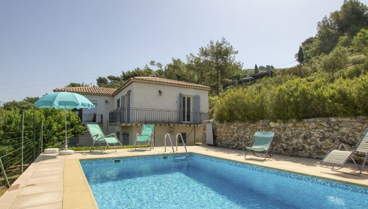 Foto 1 - Casa de 3 quartos em La Cadière-d'Azur com piscina privada e vistas do mar