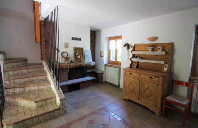 Casa de 3 quartos em Porto Valtravaglia com jardim e terraço - Foto 7