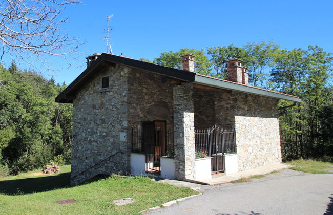 Casa de 3 quartos em Porto Valtravaglia com jardim e terraço - Foto 2
