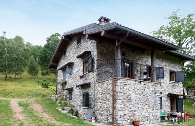 Casa de 3 quartos em Porto Valtravaglia com jardim e terraço - Foto 25