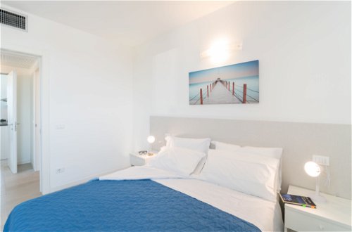 Foto 5 - Appartamento con 2 camere da letto a Lignano Sabbiadoro con vista mare