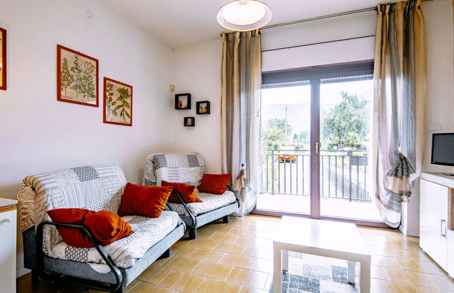 Apartamento de 2 quartos em Calceranica al Lago com jardim - Foto 14