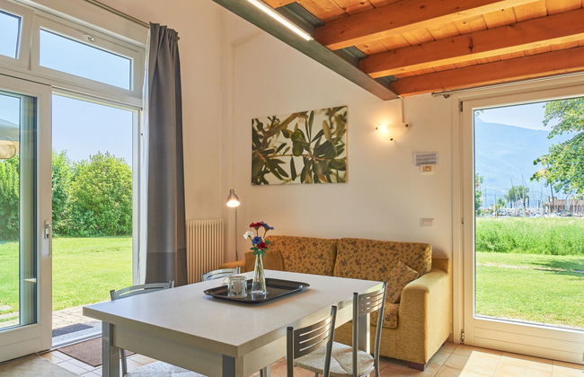 Casa de 2 quartos em Dongo com jardim - Foto 6