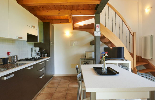 Casa de 2 quartos em Dongo com jardim - Foto 9