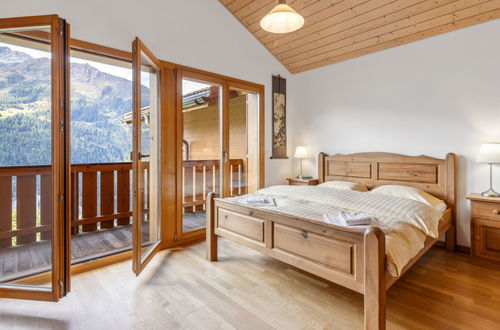 Foto 4 - Appartamento con 4 camere da letto a Lauterbrunnen con giardino