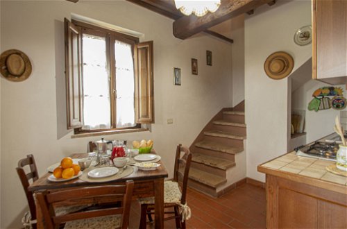 Photo 4 - 2 bedroom Apartment in Montaione with swimming pool and garden