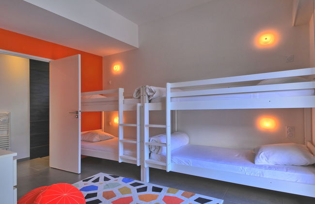 Casa de 4 quartos em Arzon com piscina privada e jardim - Foto 22