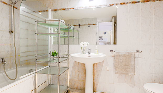 Appartement de 2 chambres à Nice - Photo 4