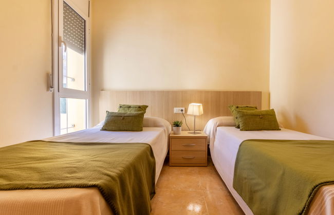 Casa de 4 quartos em Deltebre com piscina privada e jardim - Foto 21