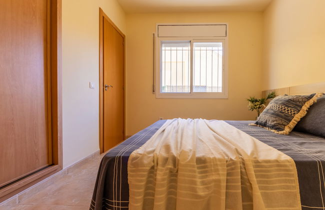Casa de 4 quartos em Deltebre com piscina privada e jardim - Foto 12