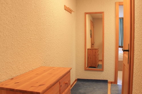 Foto 20 - Apartamento de 2 quartos em Ollon com sauna e vista para a montanha