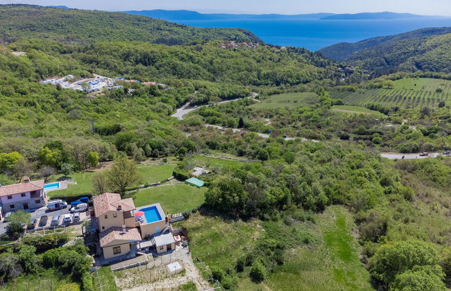 Casa de 3 quartos em Labin com piscina privada e jardim - Foto 1
