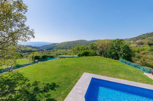 Foto 23 - Casa de 2 quartos em Labin com piscina privada e jardim