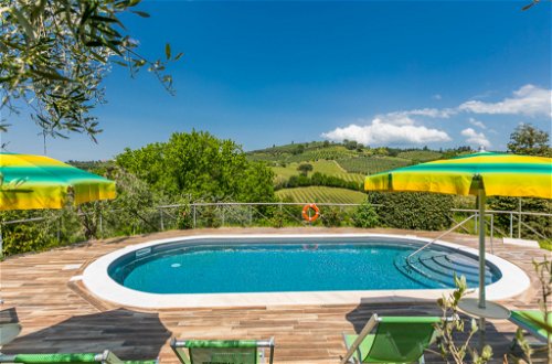 Foto 37 - Haus mit 3 Schlafzimmern in San Gimignano mit privater pool und garten
