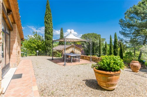 Foto 52 - Haus mit 3 Schlafzimmern in San Gimignano mit privater pool und garten