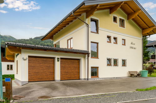 Photo 20 - Appartement de 4 chambres à Bruck an der Großglocknerstraße avec jardin et terrasse