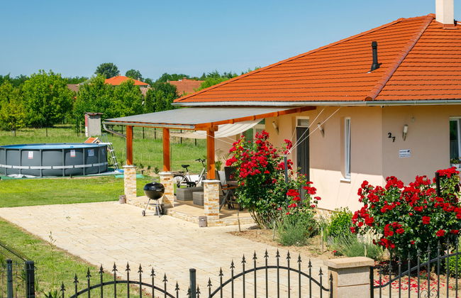 Casa de 2 quartos em Balatonszemes com piscina privada e jardim - Foto 16
