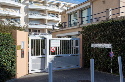 Foto 18 - Apartamento de 1 habitación en Cagnes-sur-Mer con piscina y jardín