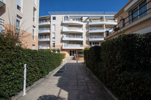 Foto 20 - Apartamento de 1 habitación en Cagnes-sur-Mer con piscina y vistas al mar