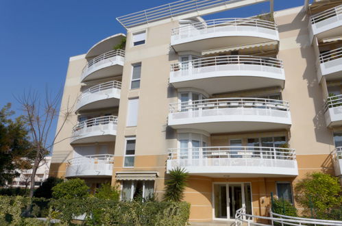 Foto 15 - Apartamento de 1 quarto em Cagnes-sur-Mer com piscina e jardim