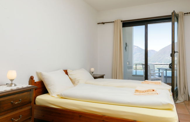 Apartamento de 2 quartos em Gambarogno com piscina e jardim - Foto 4