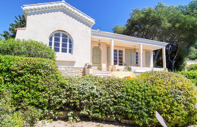 Casa de 4 quartos em Sanary-sur-Mer com jardim e terraço - Foto 1