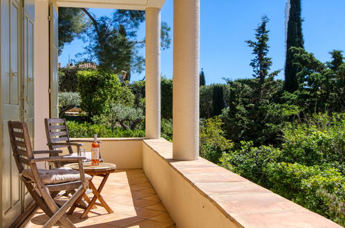 Foto 6 - Casa de 3 habitaciones en Sanary-sur-Mer con jardín y vistas al mar