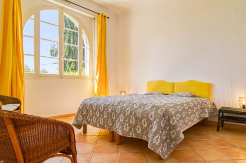 Foto 14 - Casa con 3 camere da letto a Sanary-sur-Mer con giardino e vista mare