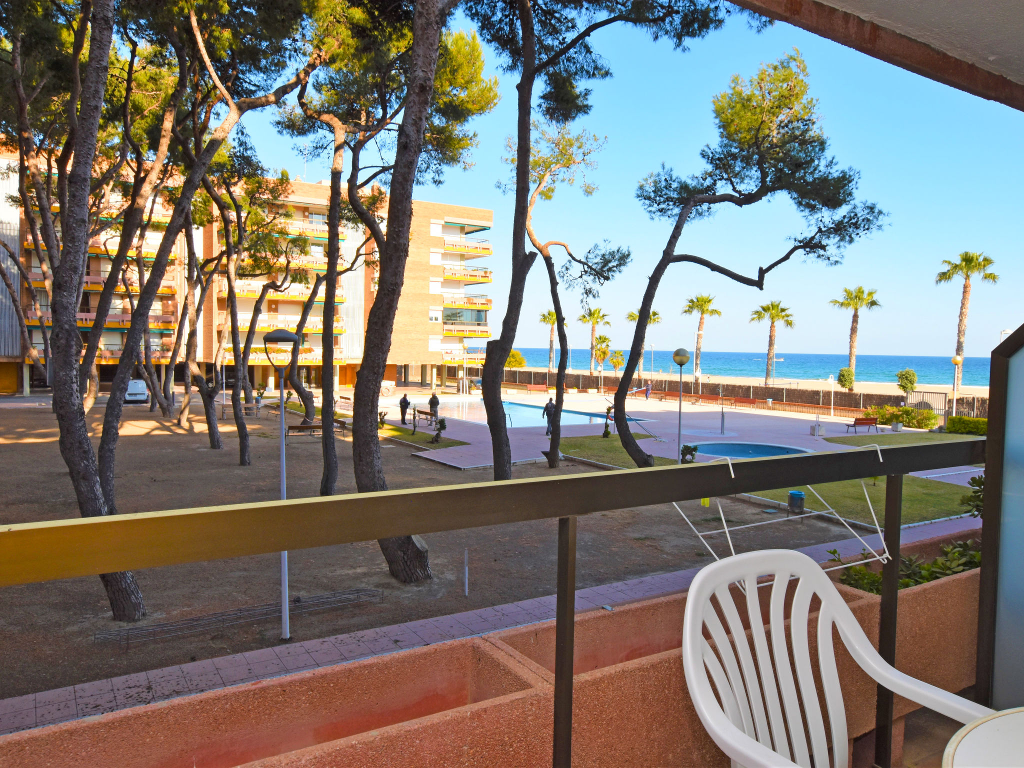 Photo 1 - Appartement de 2 chambres à Torredembarra avec piscine et vues à la mer