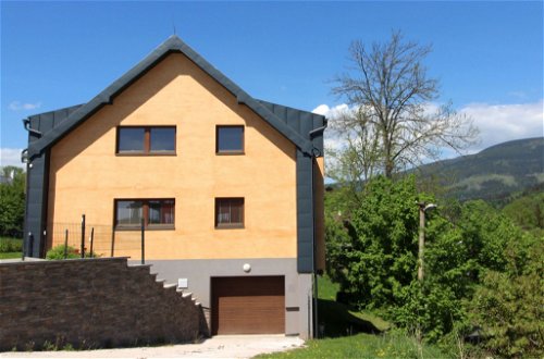 Foto 16 - Apartamento de 2 habitaciones en Černý Důl con piscina y vistas a la montaña