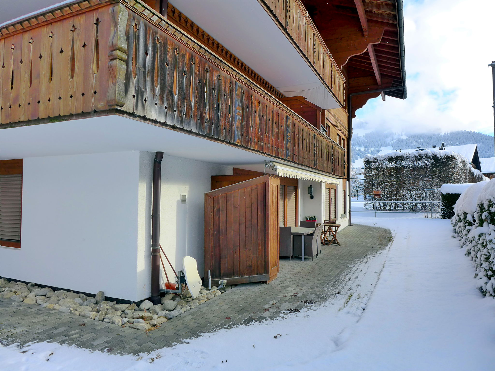 Foto 31 - Appartamento con 4 camere da letto a Saanen con terrazza e vista sulle montagne