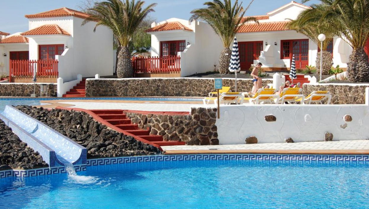 Castillo Beach Park - Photo 1