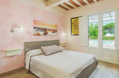 Foto 20 - Casa con 3 camere da letto a Camaiore con piscina privata e giardino