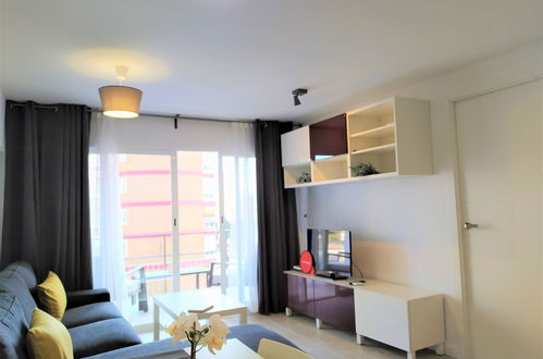 Foto 6 - Apartamento de 3 habitaciones en Benidorm con piscina y terraza