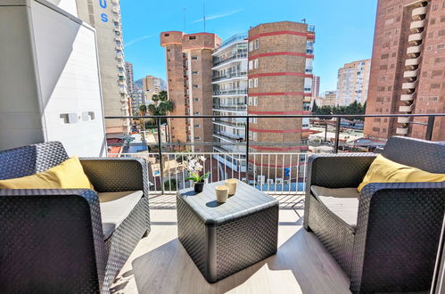 Foto 2 - Apartamento de 3 quartos em Benidorm com piscina e vistas do mar